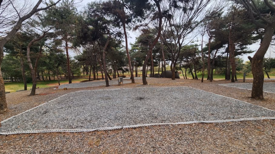 A reservation for a picnic garden camp.